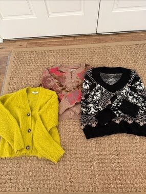Bundle: Women’s Patterned V-Neck Sweaters - Anthro and Madewell